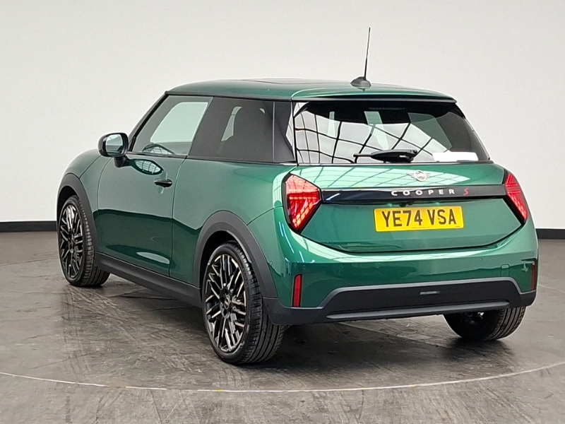 Mini Hatch 2.0 S Exclusive Green #2