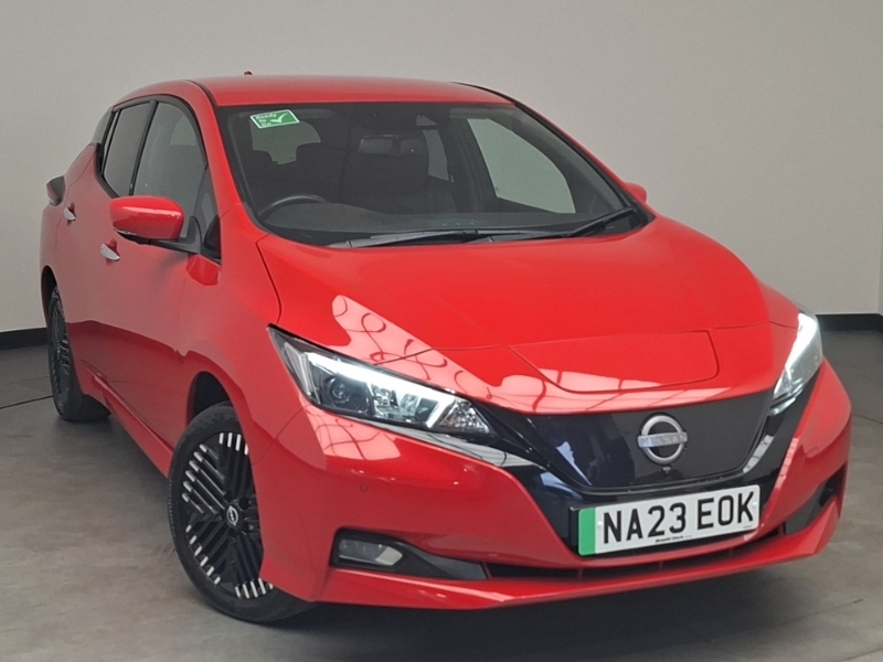 Nissan Leaf 160Kw E N-connecta 59Kwh Red