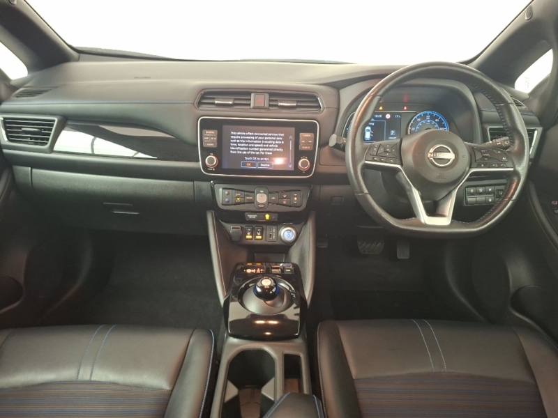 Nissan Leaf 160Kw E N-connecta 59Kwh Red #3