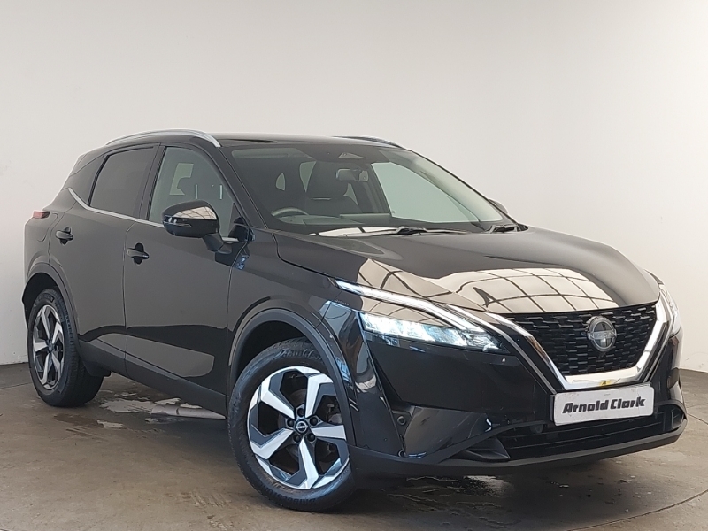 Nissan Qashqai 1.3 Dig-t Mh N-connecta Black