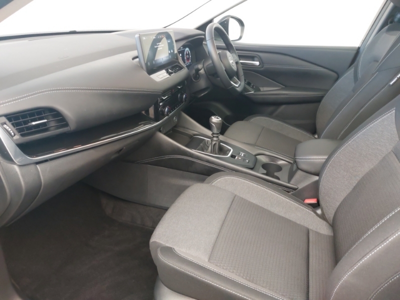 Nissan Qashqai 1.3 Dig-t Mh N-connecta Black #5