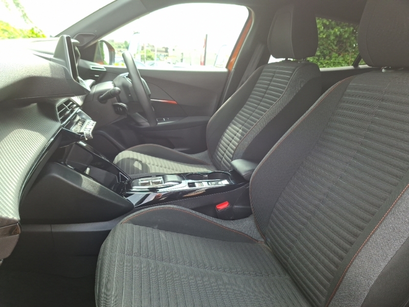 Peugeot e-2008 100Kw Active Premium 50Kwh Orange #5