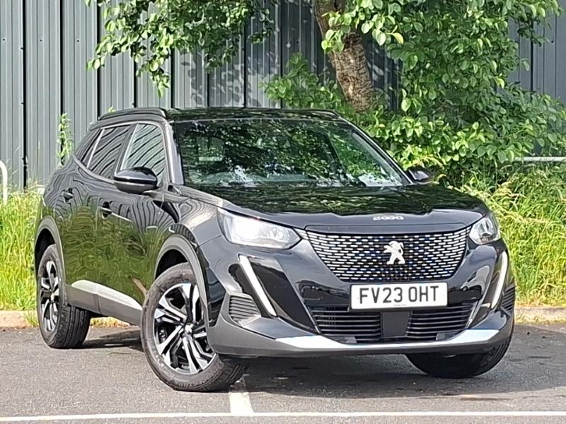 Peugeot 2008 1.2 Puretech 130 Allure Premium Black