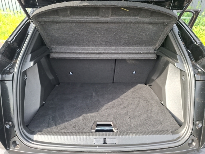 Peugeot 2008 1.2 Puretech Active Grey #18