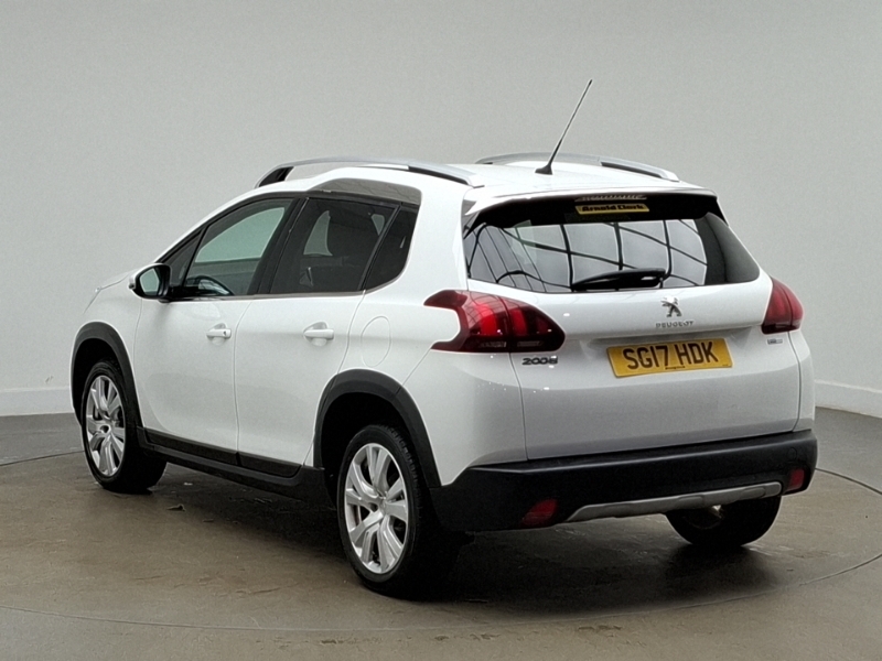 Peugeot 2008 1.2 Puretech 110 Allure Eat6 White #2