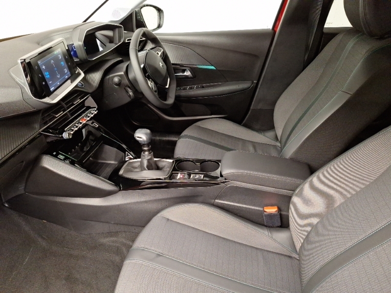 Peugeot 208 1.2 Puretech 100 Allure Premium Red #5
