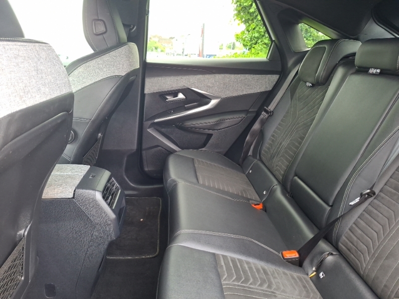 Peugeot 3008 157Kw Gt 73Kwh White #6