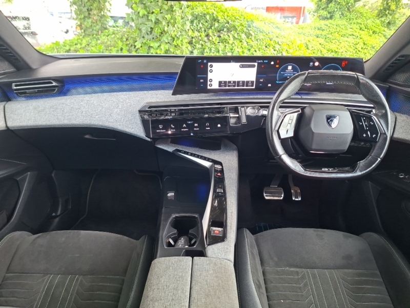 Peugeot 3008 157Kw Gt 73Kwh White #3