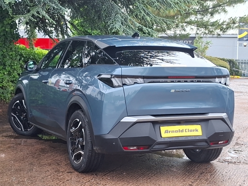 Peugeot 3008 157Kw Allure 73Kwh Blue #2
