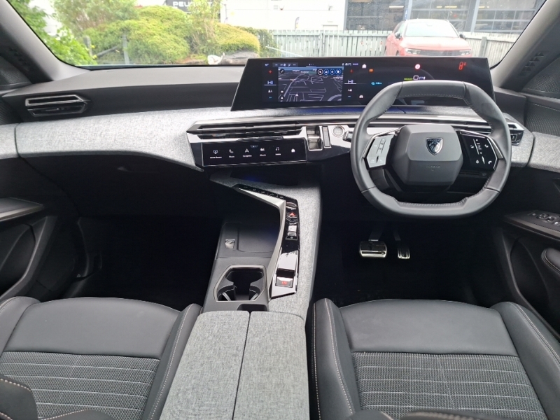 Peugeot 3008 157Kw Allure 73Kwh Blue #3