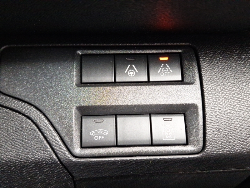 Peugeot 5008 Active Premium White #17