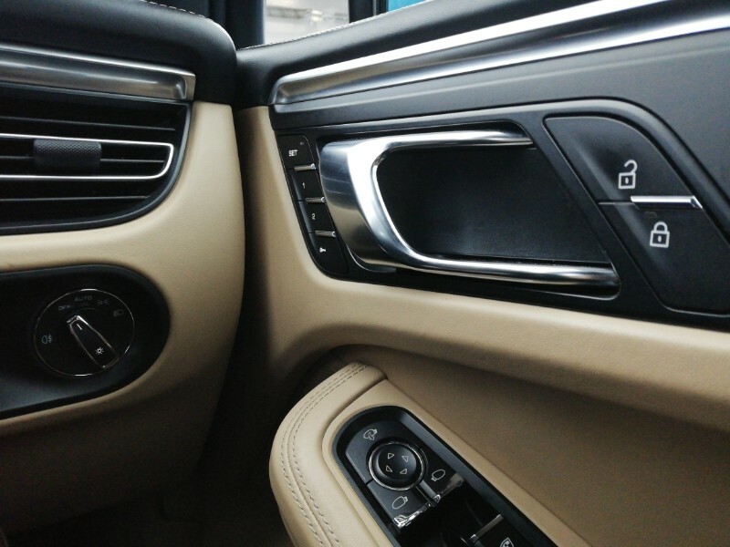 Porsche Macan Pdk 1 Owner 12,000 Specification Panoramic Roof White #17