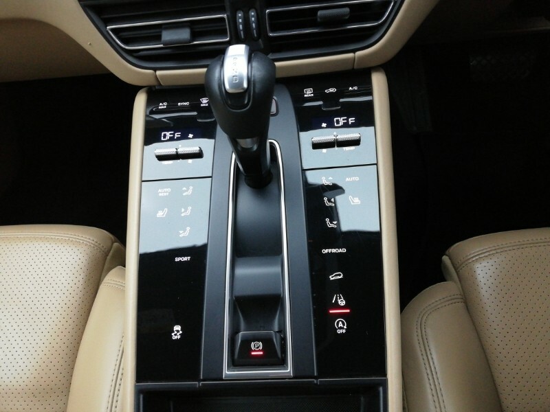 Porsche Macan Pdk 1 Owner 12,000 Specification Panoramic Roof White #12