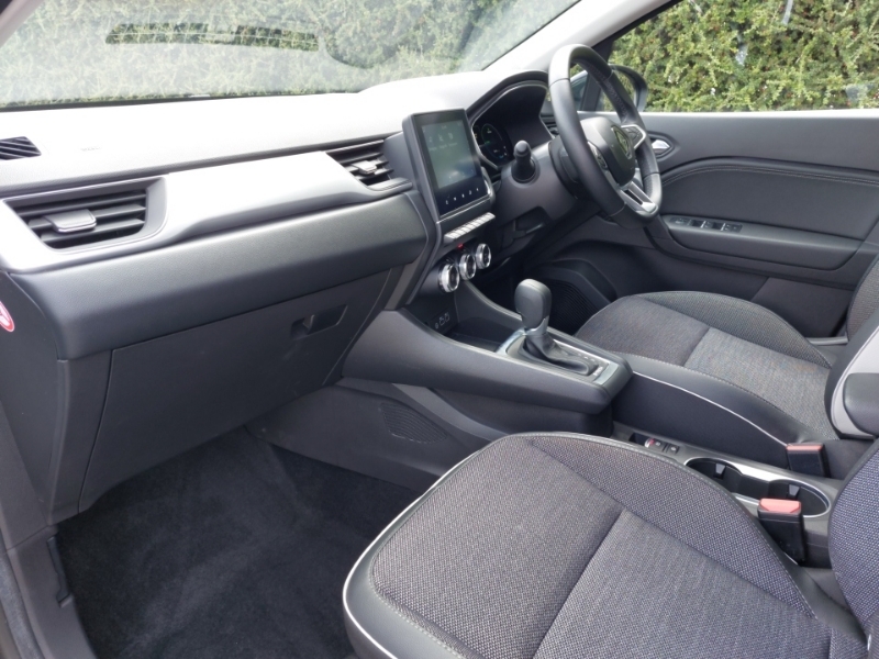 Renault Captur 1.6 E-tech Plug-in Hybrid 160 Techno Black #5
