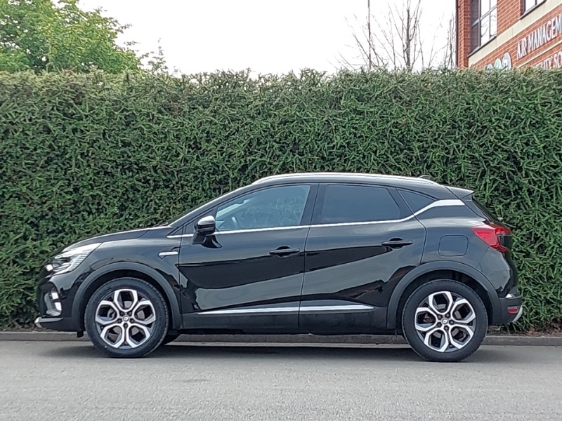 Renault Captur 1.6 E-tech Plug-in Hybrid 160 Techno Black #4