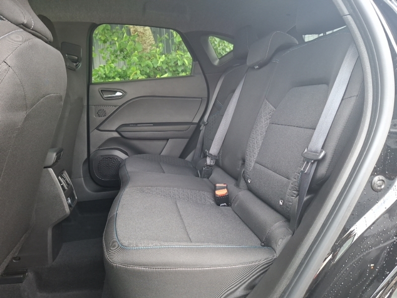 Renault Captur 1.0 Tce 90 Evolution Black #6