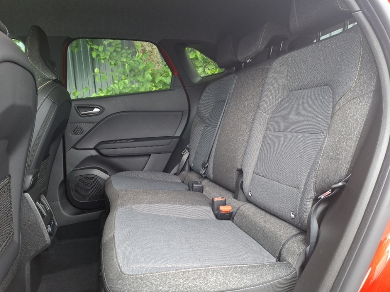 Renault Symbioz 1.3 Tce 140 Techno Red #6
