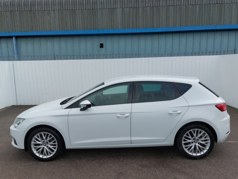 Seat Leon 1.6 Tdi Se Dynamic Ez White #4