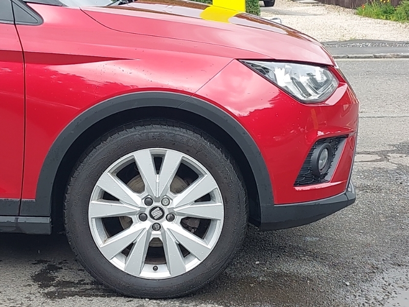 Seat Arona Petrol White #19