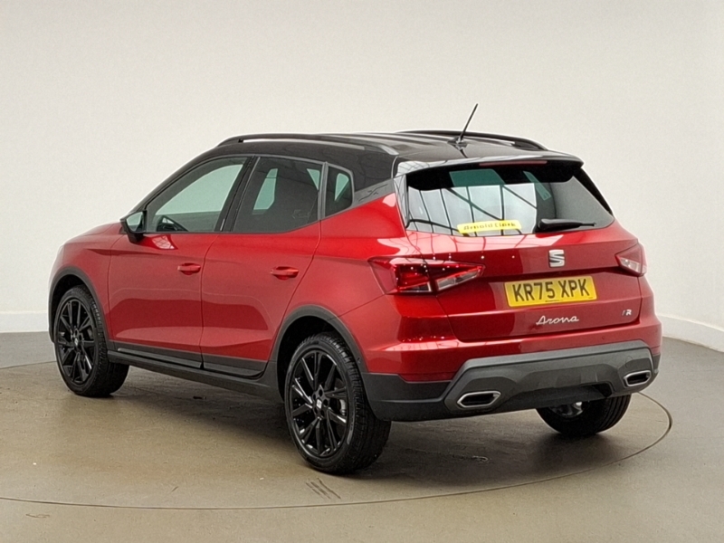Seat Arona 1.0 Tsi 115 Fr Black Edition Dsg Red #2