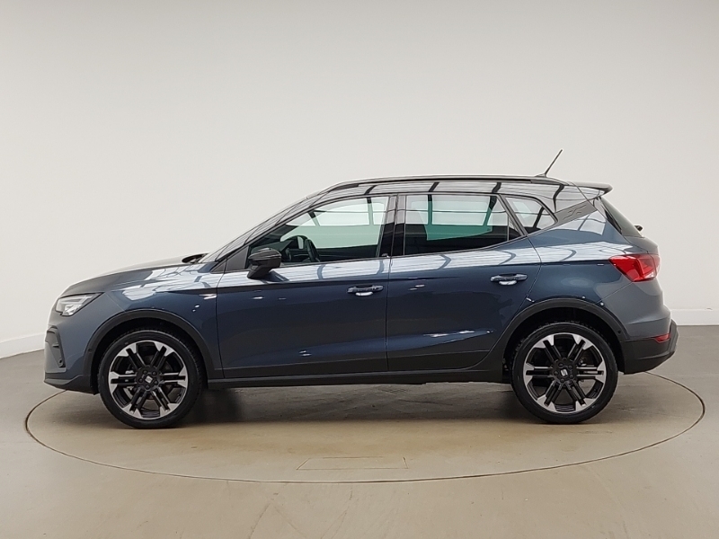 Seat Arona 1.0 Tsi 115 Fr Sport Grey #4