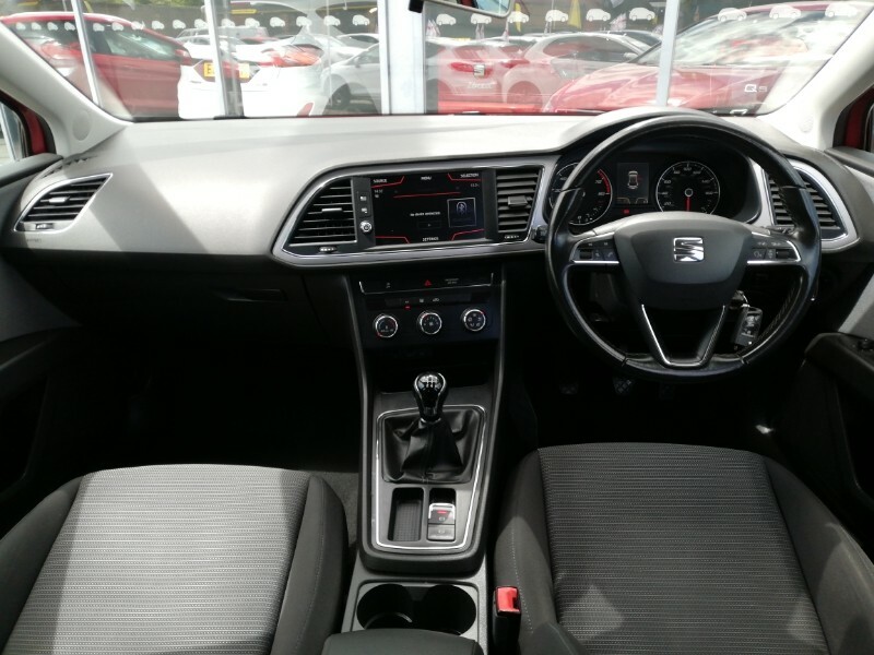Seat Leon 1.2 Tsi Se Dynamic Technology Red #3