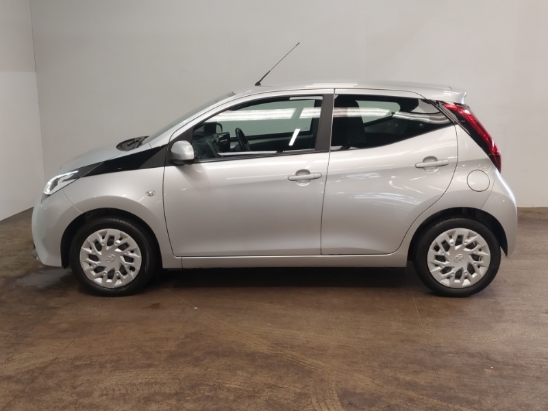 Toyota Aygo 1.0 Vvt-i X-play Silver #4