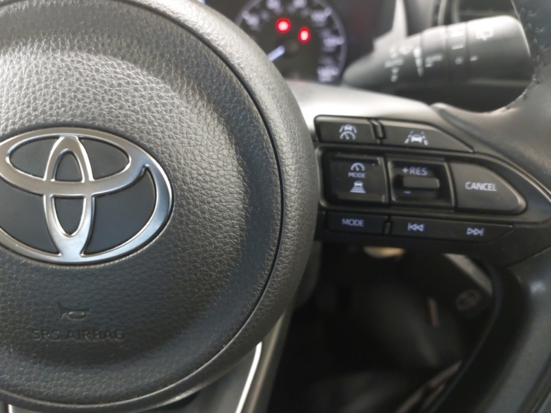 Toyota Yaris Excel #13