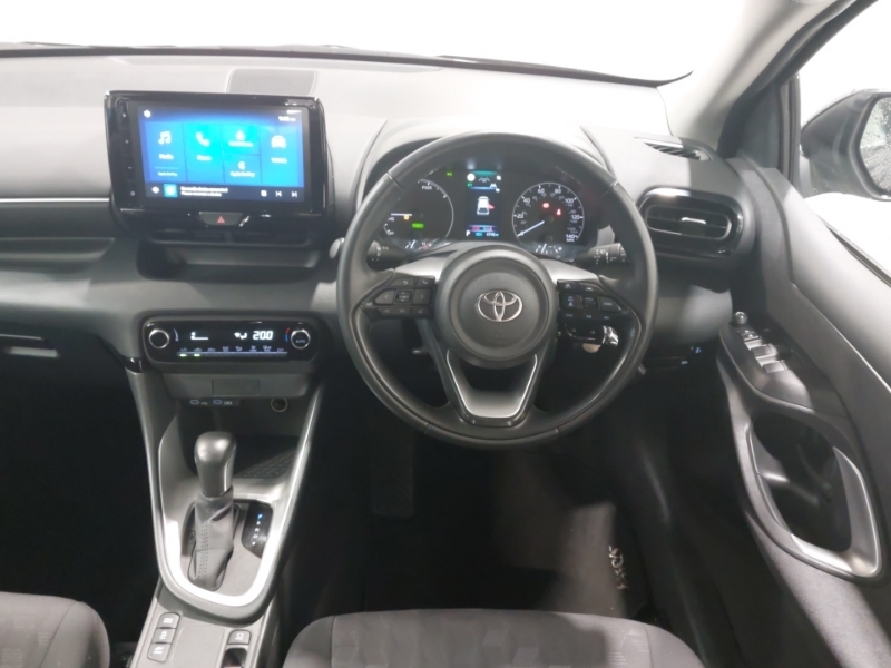 Toyota Yaris Excel #8