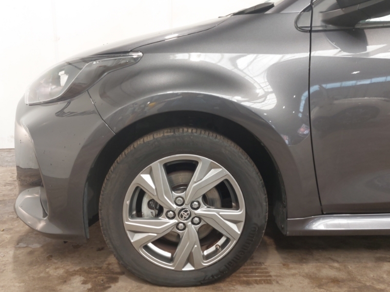 Toyota Yaris Excel #19