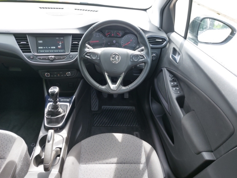Vauxhall Crossland Ultimate Automatic White #8