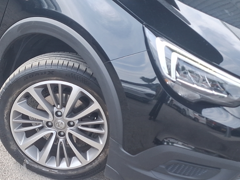 Vauxhall Crossland X Hatchback Grey #20