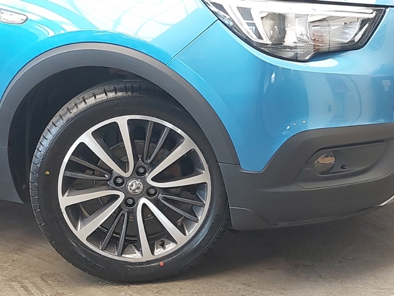 Vauxhall Crossland X Hatchback Blue #20