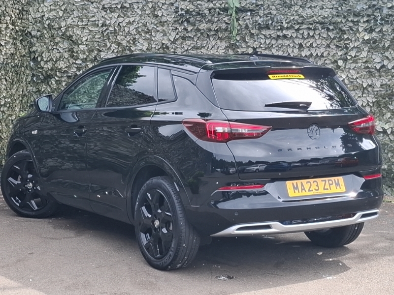 Vauxhall Grandland 1.2 Turbo Ultimate Black #2