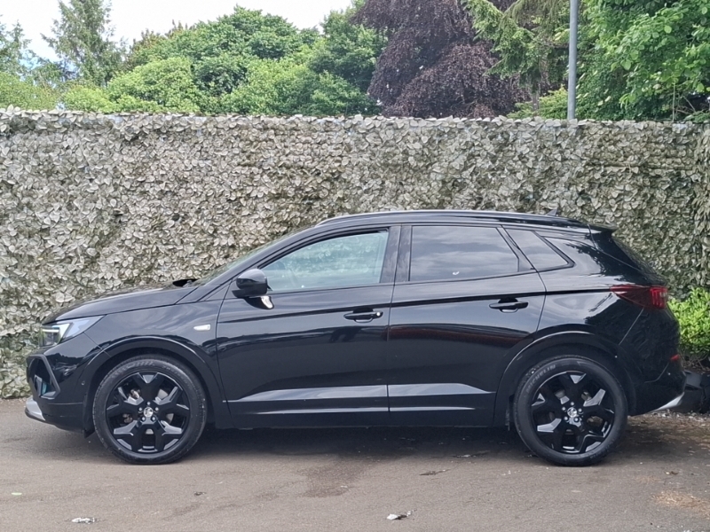 Vauxhall Grandland 1.2 Turbo Ultimate Black #4