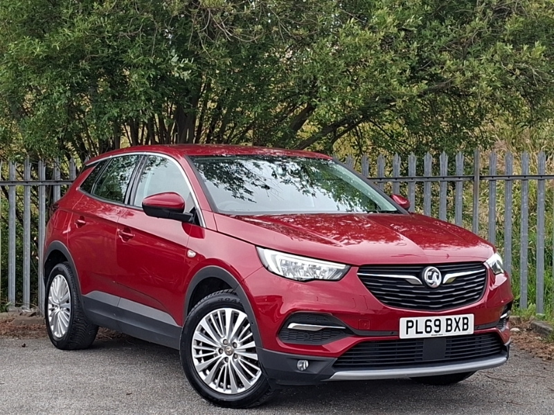 Vauxhall Grandland X 1.2 Turbo Business Edition Nav Red