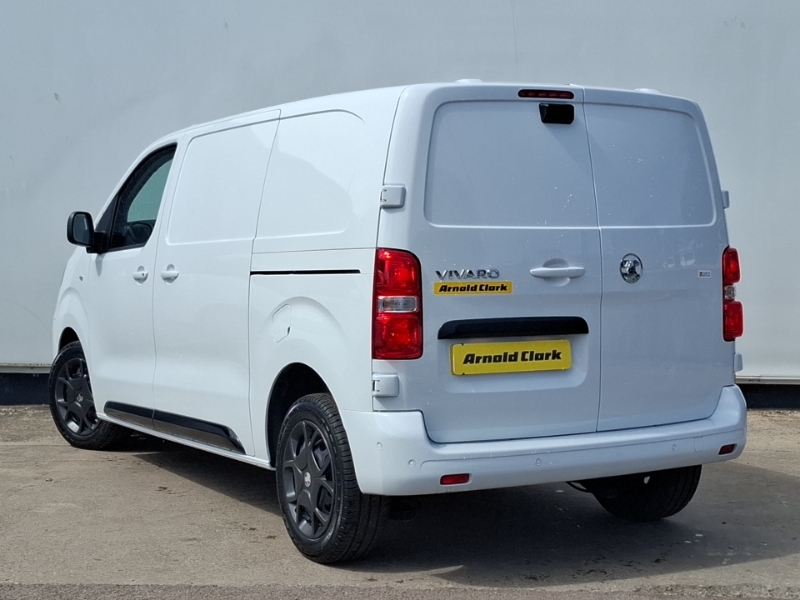 Vauxhall Vivaro 1.5 Turbo D 120 Pro H1 Van White #2