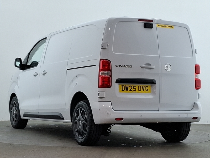 Vauxhall Vivaro 1.5 Turbo D 120 Pro H1 Van White #2
