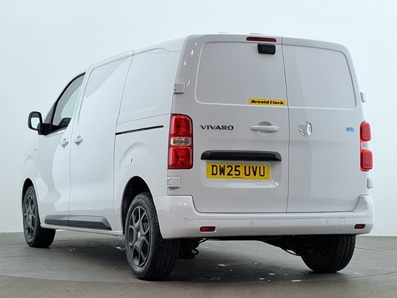 Vauxhall Vivaro 1.5 Turbo D 120 Pro H1 Van White #2