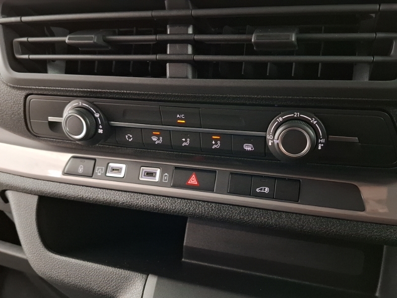 Vauxhall Vivaro F3100 Pro Silver #10