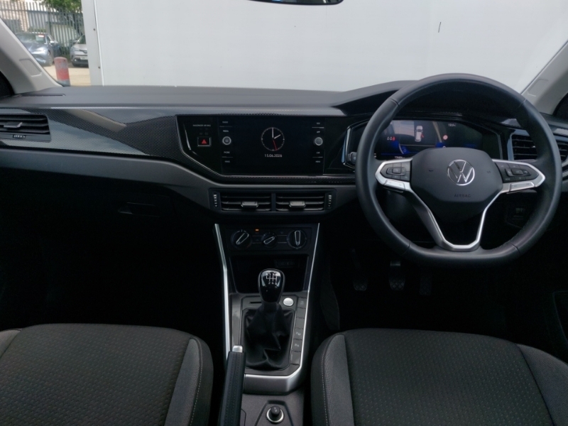 Volkswagen Taigo 1.0 Tsi 115 Match Silver #3