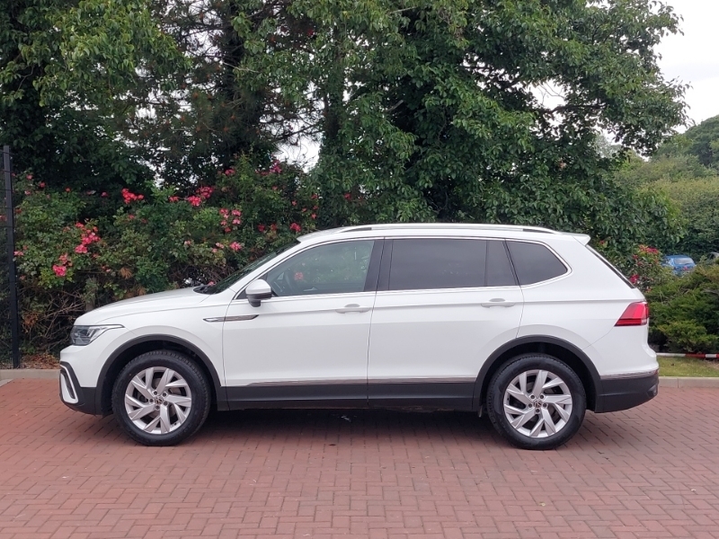 Volkswagen Tiguan Allspace 1.5 Tsi Life White #4
