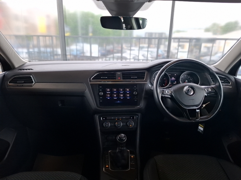 Volkswagen Tiguan Allspace 1.5 Tsi Evo Match Black #3