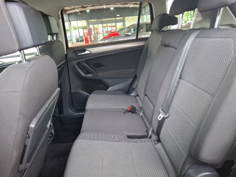 Volkswagen Tiguan Allspace 1.5 Tsi Evo Match Black #6