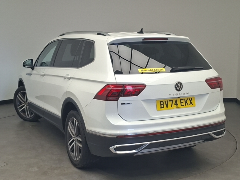 Volkswagen Tiguan Allspace 1.5 Tsi Elegance Dsg White #2