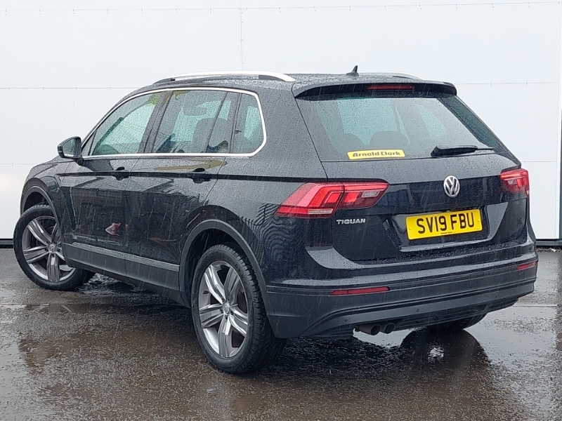 Volkswagen Tiguan 1.5 Tsi Evo 130 Match SV19FBU Black #2