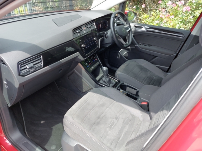 Volkswagen Touran 1.5 Tsi Evo Sel Dsg Red #5