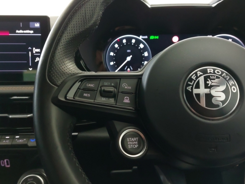 Alfa Romeo Tonale 1.3 Phev Ti Red #12