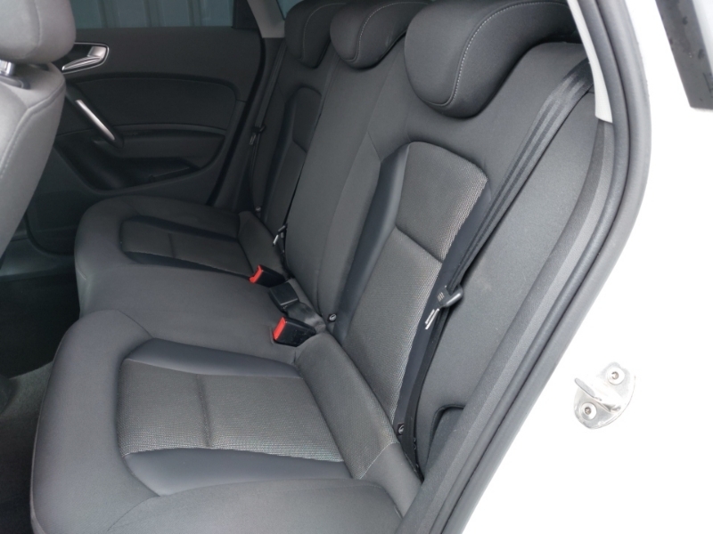 Audi A1 1.6 Tdi Sport Nav White #6