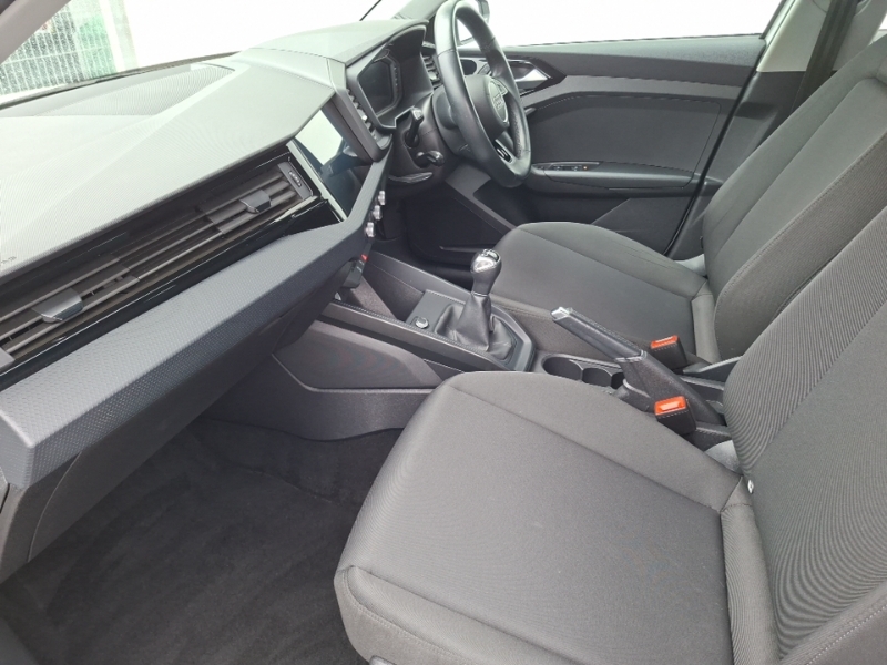 Audi A1 25 Tfsi Technik White #5